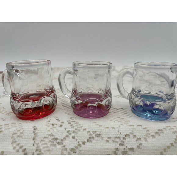 Set Of 3 Miniature Glass Shot Mugs Red Purple & Blue Bases Vintage Style Decorat - Picture 2 of 5
